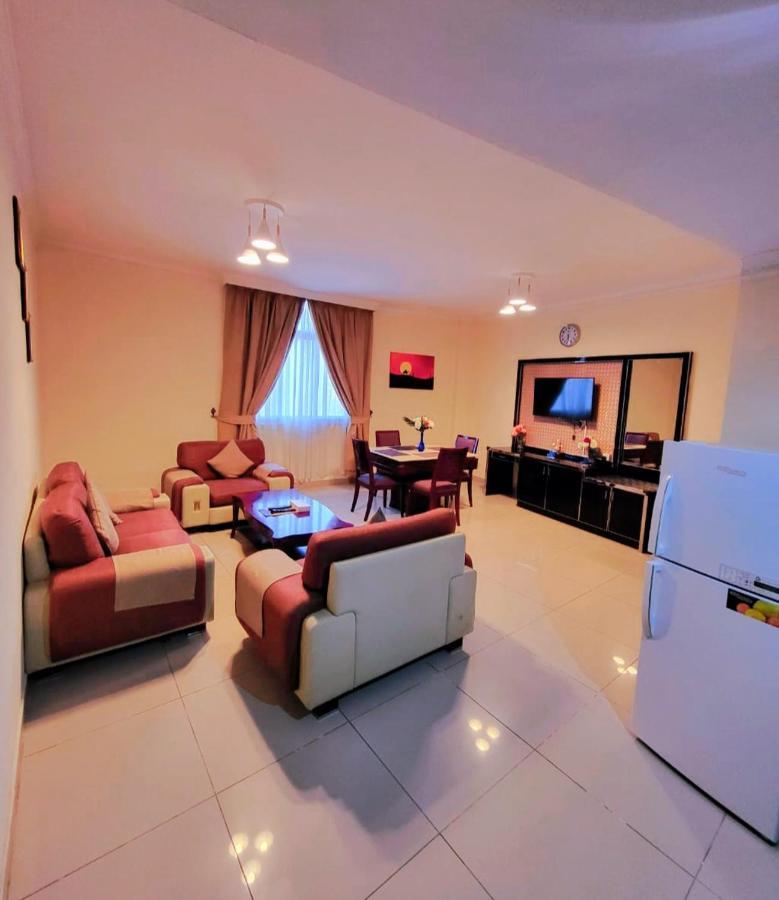Crown Palace Hotel Ajman Bagian luar foto